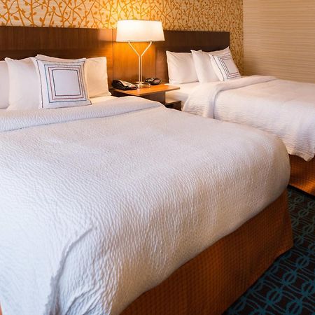 Fairfield Inn & Suites By Marriott Олийн Екстериор снимка