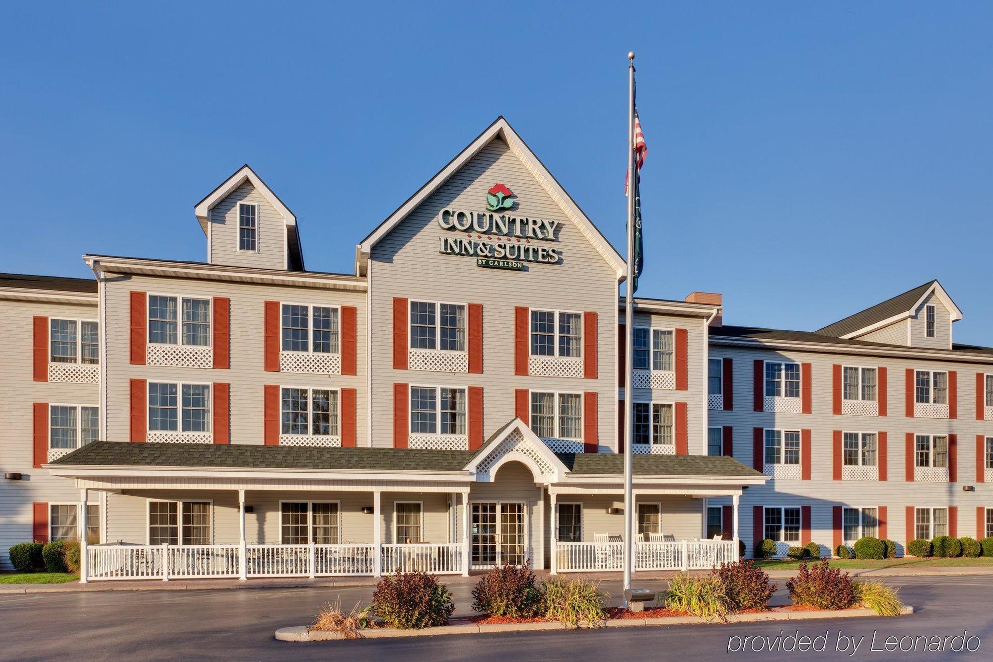 Fairfield Inn & Suites By Marriott Олийн Екстериор снимка
