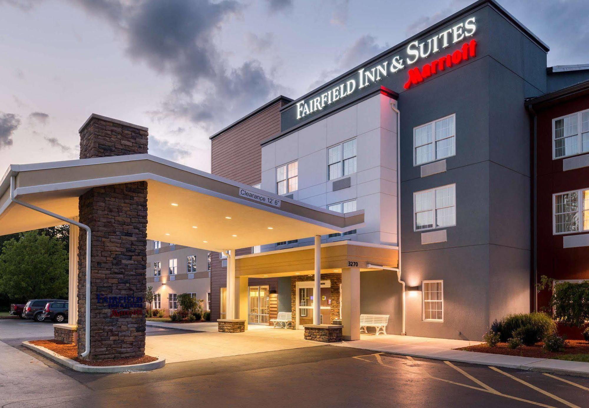 Fairfield Inn & Suites By Marriott Олийн Екстериор снимка